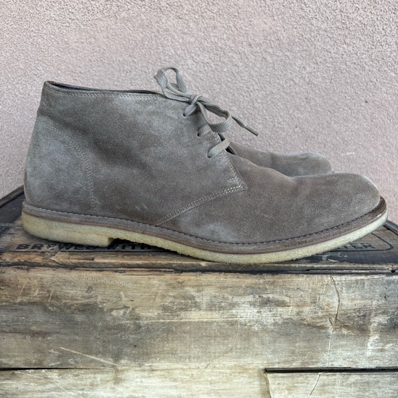 Allen Edmonds Montauk Men’s Chukka Boot